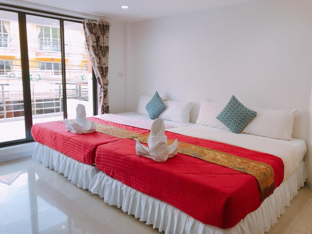 Bird Hotel Chonburi Zewnętrze zdjęcie